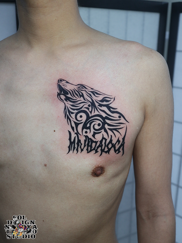 大須　タトゥー　トライバル