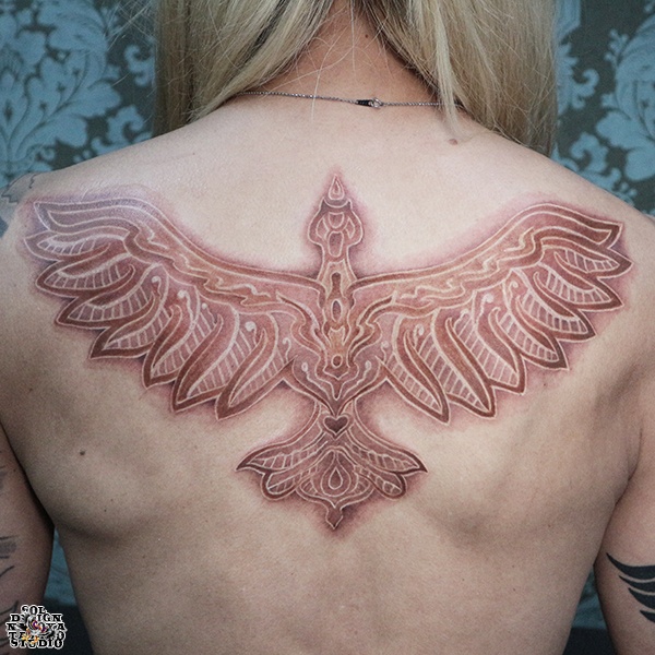 大須　タトゥースタジオ　トライバル