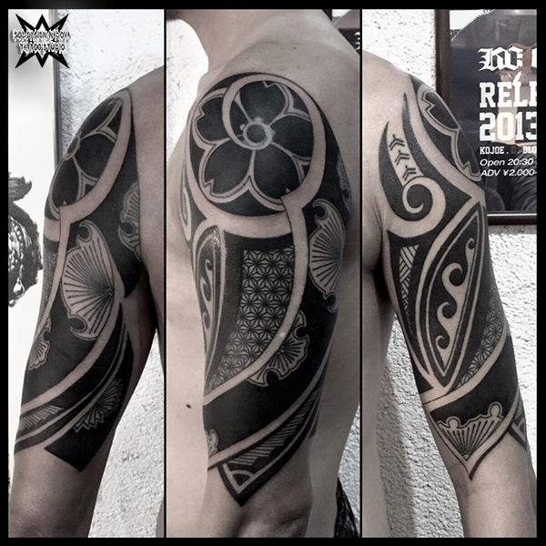 大須　タトゥー　トライバル