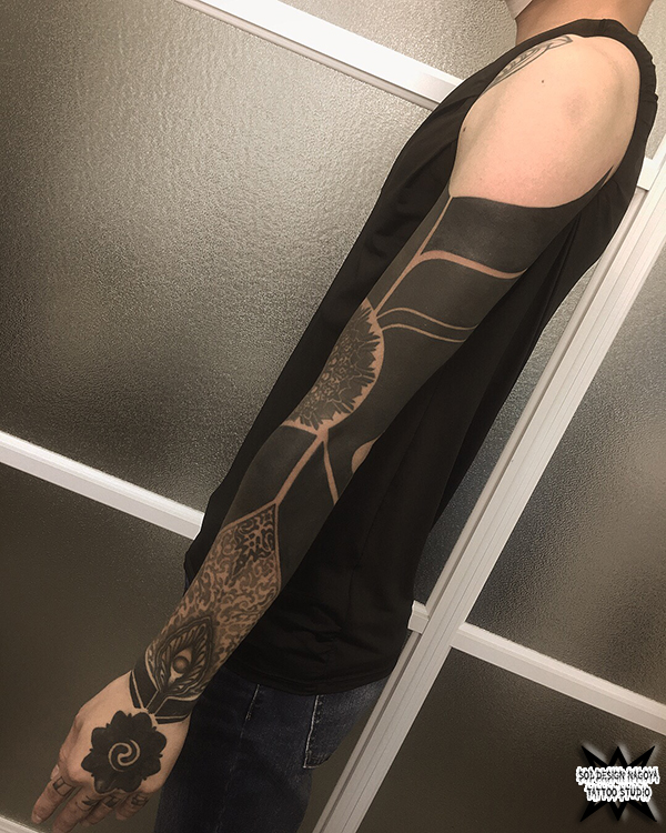 大須 タトゥー トライバル