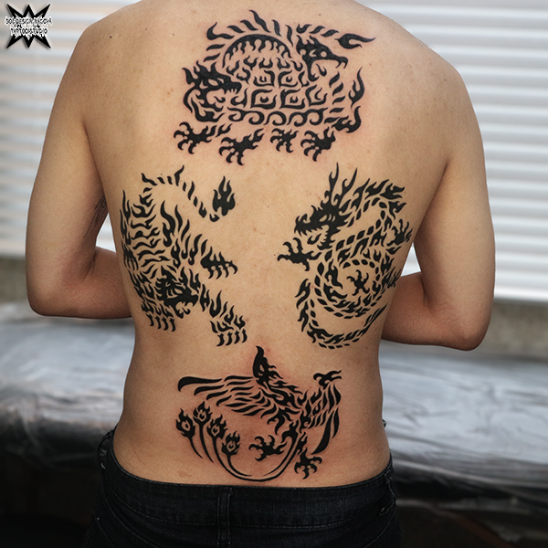 大須　タトゥー　トライバル