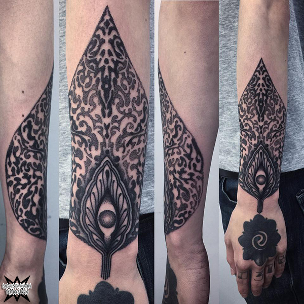 大須　タトゥー　トライバル